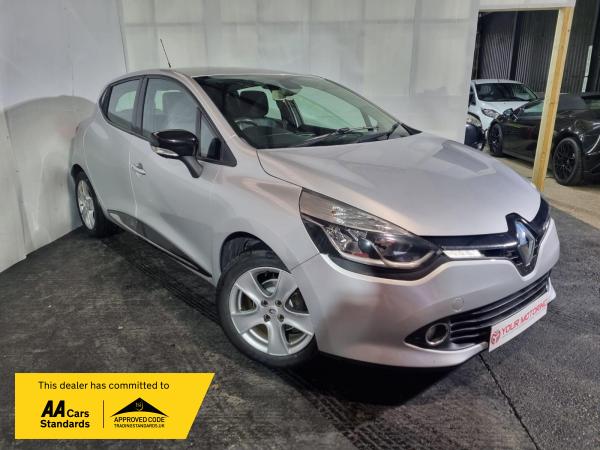 Renault Clio 1.2 16V Dynamique MediaNav Hatchback 5dr Petrol Manual Euro 5 (75 ps)