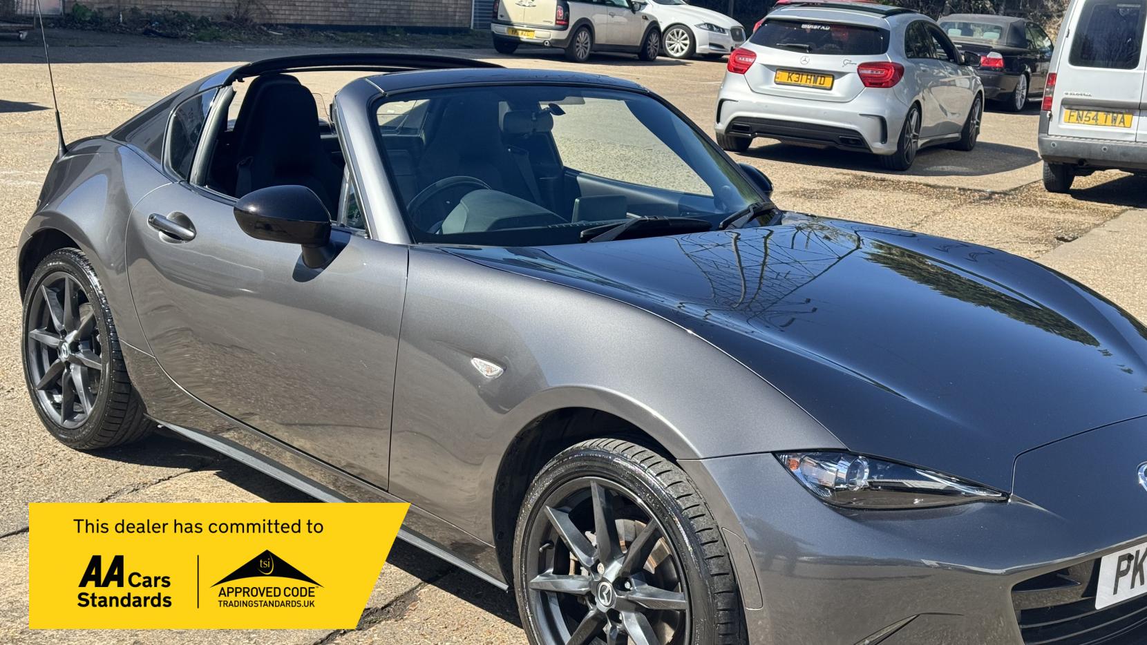Mazda MX-5 RF 2.0 SKYACTIV-G SE-L Nav Convertible 2dr Petrol Manual Euro 6 (160 ps)