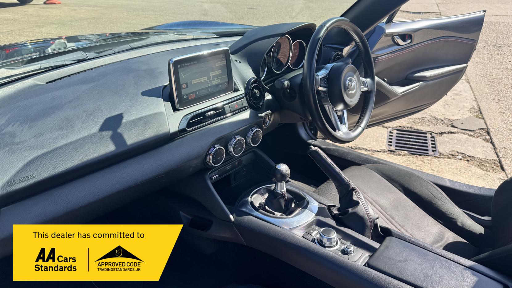 Mazda MX-5 RF 2.0 SKYACTIV-G SE-L Nav Convertible 2dr Petrol Manual Euro 6 (160 ps)