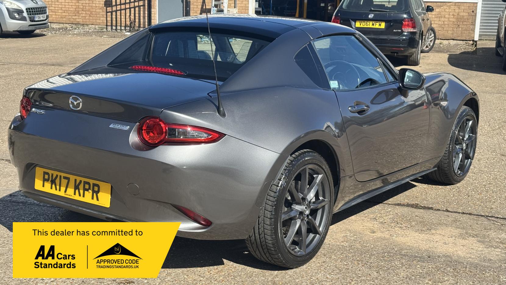 Mazda MX-5 RF 2.0 SKYACTIV-G SE-L Nav Convertible 2dr Petrol Manual Euro 6 (160 ps)