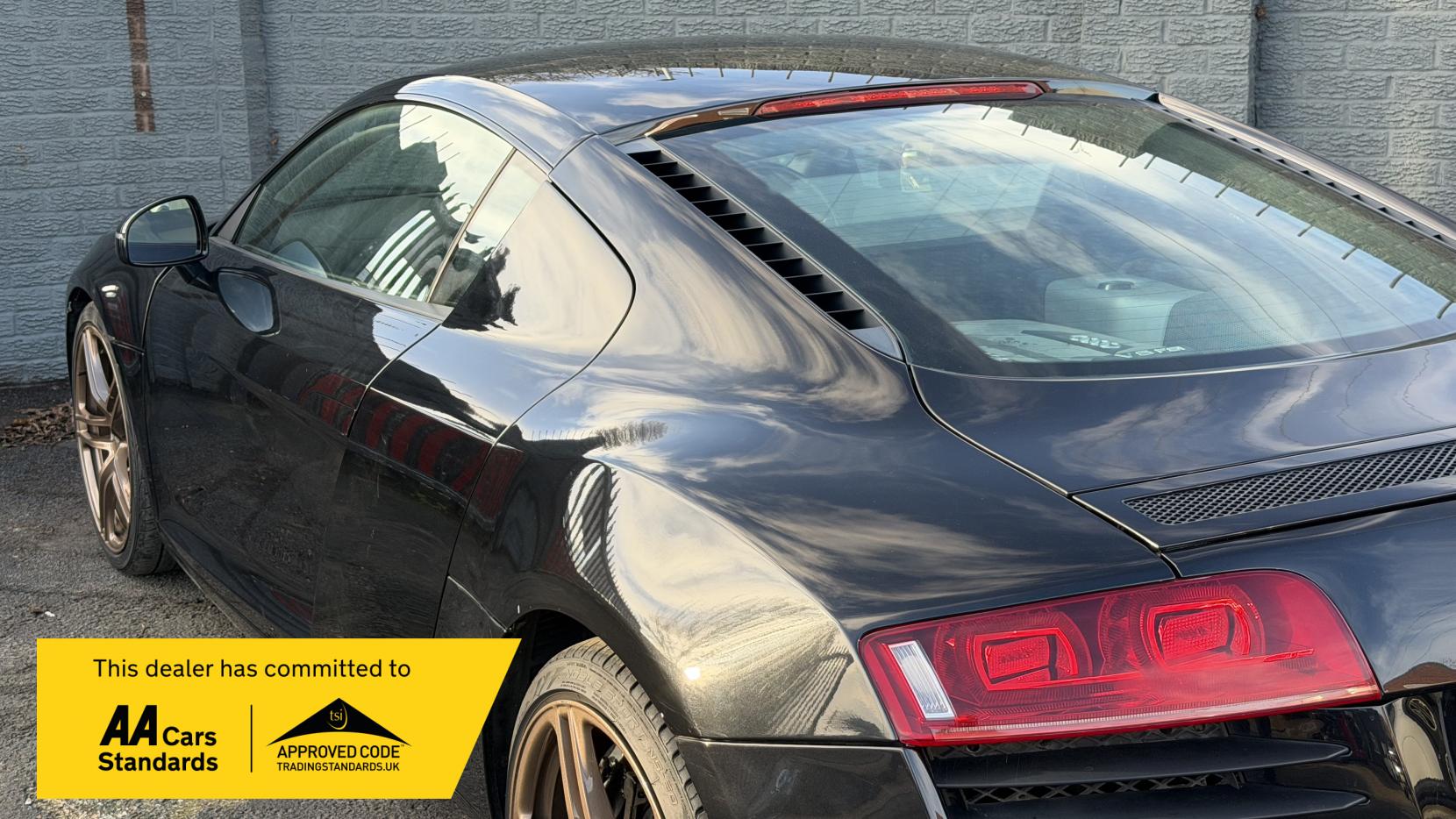 Audi R8 4.2 FSI V8 Coupe 2dr Petrol Manual quattro Euro 4 (420 ps)