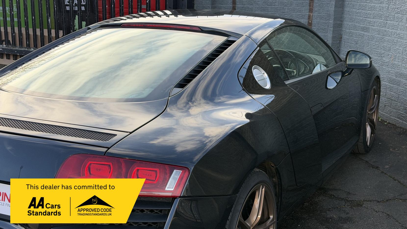 Audi R8 4.2 FSI V8 Coupe 2dr Petrol Manual quattro Euro 4 (420 ps)