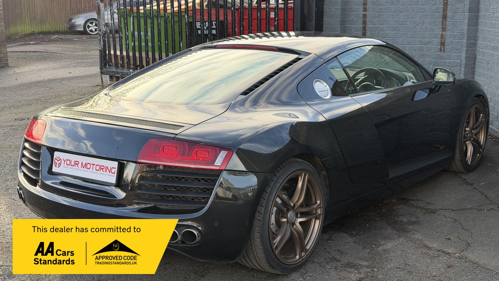 Audi R8 4.2 FSI V8 Coupe 2dr Petrol Manual quattro Euro 4 (420 ps)
