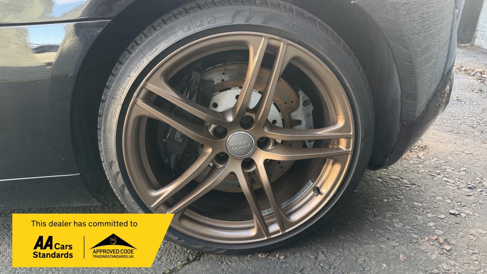 Audi R8 4.2 FSI V8 Coupe 2dr Petrol Manual quattro Euro 4 (420 ps)