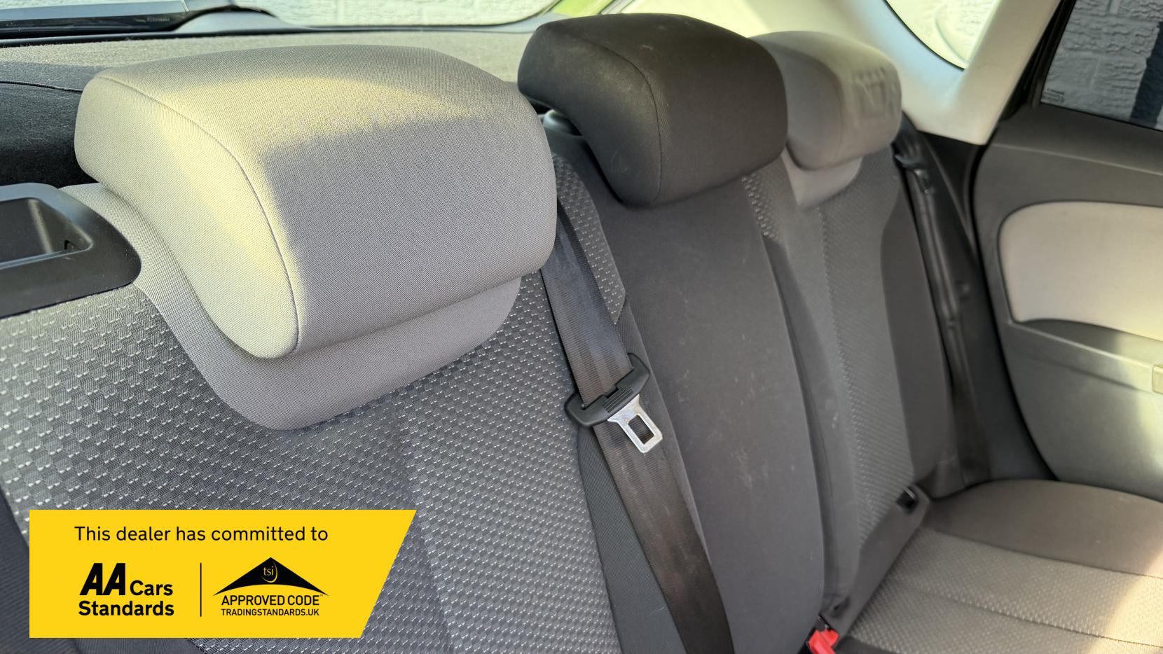 SEAT Leon 1.6 8V SE Special Edition Hatchback 5dr Petrol Manual Euro 4 (102 bhp)