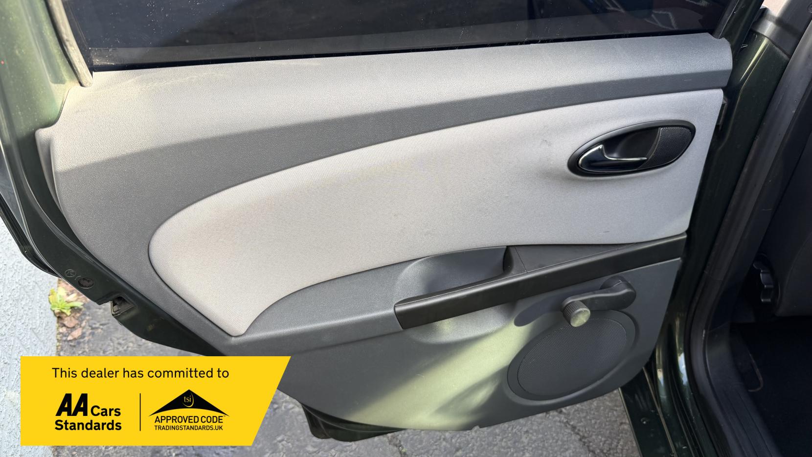 SEAT Leon 1.6 8V SE Special Edition Hatchback 5dr Petrol Manual Euro 4 (102 bhp)