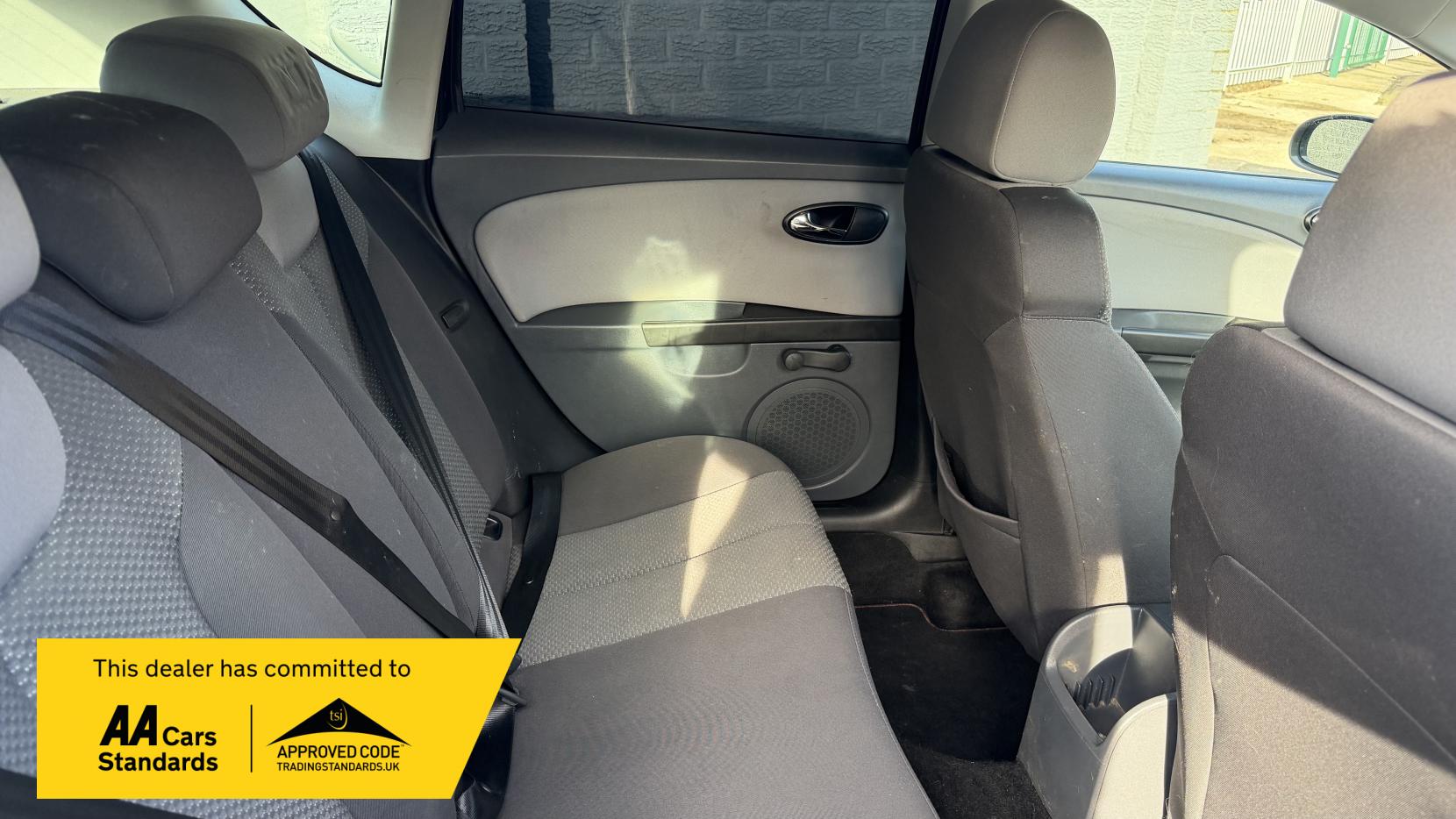 SEAT Leon 1.6 8V SE Special Edition Hatchback 5dr Petrol Manual Euro 4 (102 bhp)