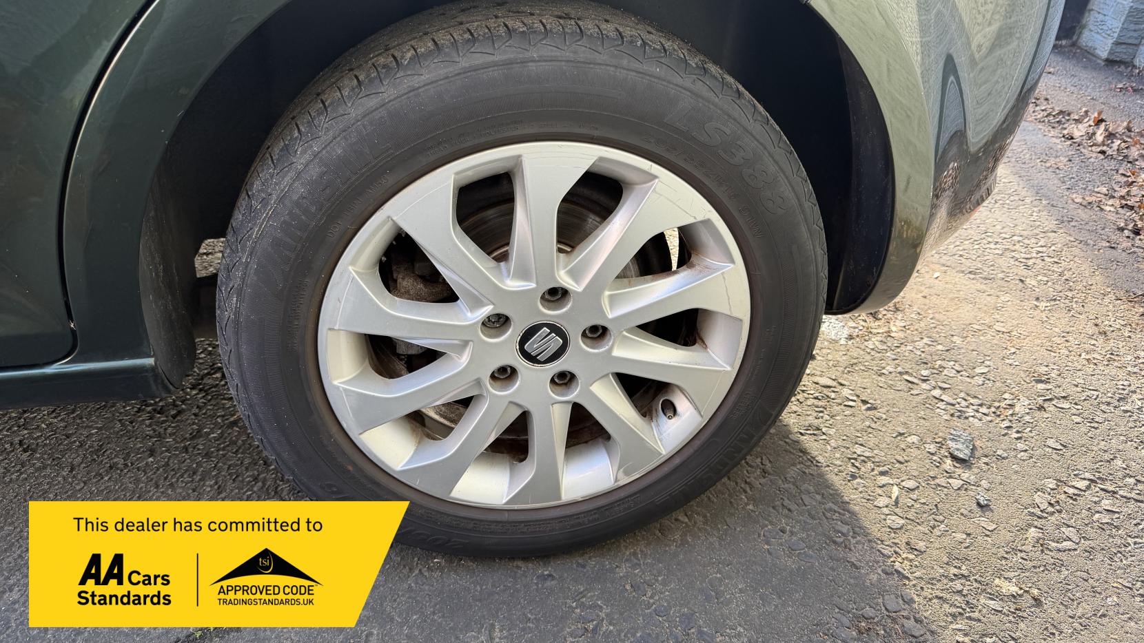 SEAT Leon 1.6 8V SE Special Edition Hatchback 5dr Petrol Manual Euro 4 (102 bhp)