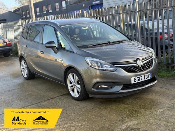 Vauxhall Zafira Tourer 1.4i Turbo SRi MPV 5dr Petrol Manual Euro 6 (140 ps)