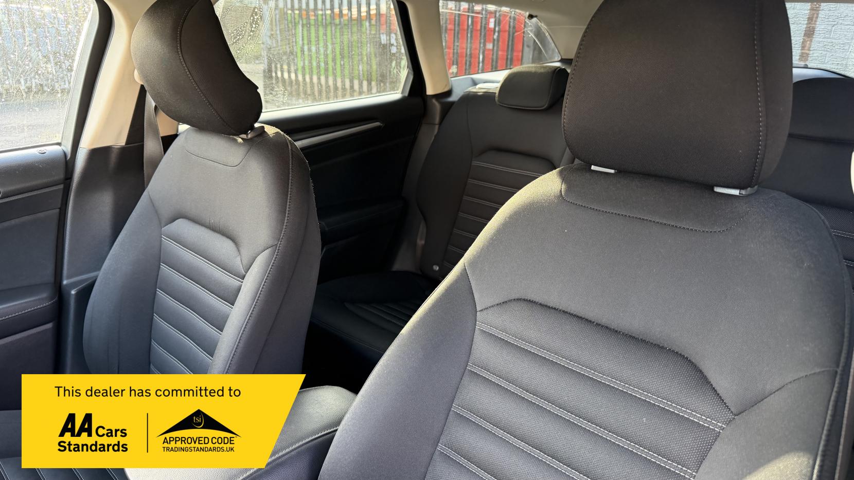 Ford Mondeo 2.0 TDCi ECOnetic Zetec Estate 5dr Diesel Manual Euro 6 (s/s) (150 ps)