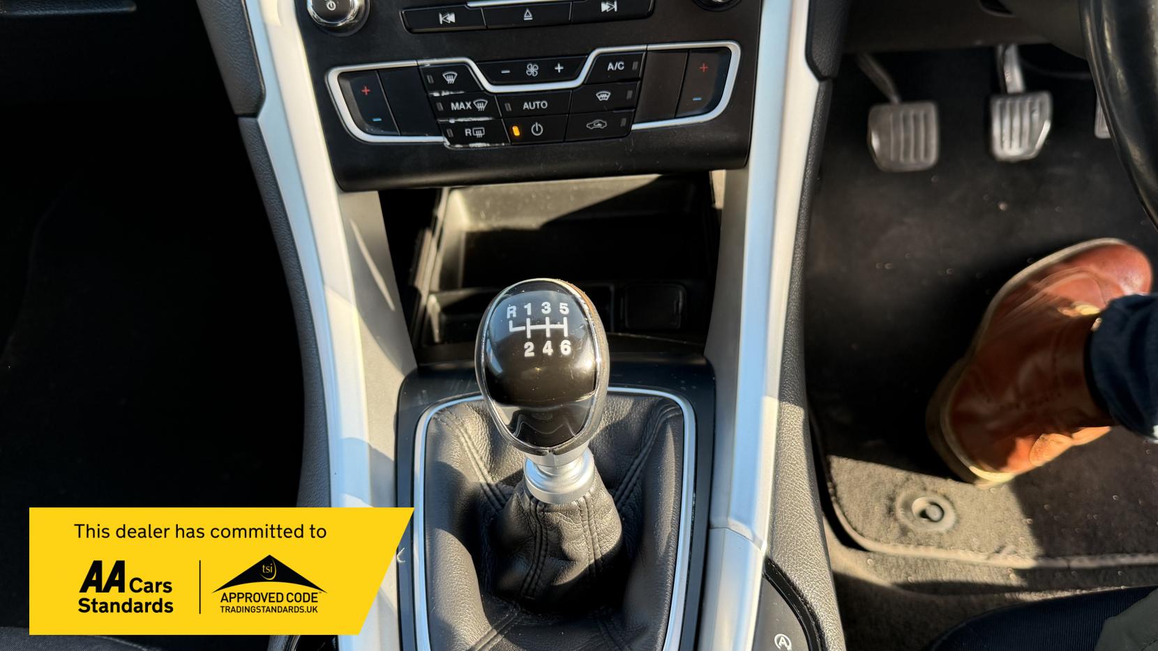 Ford Mondeo 2.0 TDCi ECOnetic Zetec Estate 5dr Diesel Manual Euro 6 (s/s) (150 ps)