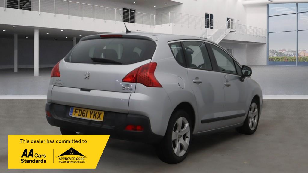 Peugeot 3008 1.6 HDi Sport SUV 5dr Diesel Manual Euro 5 (112 ps)
