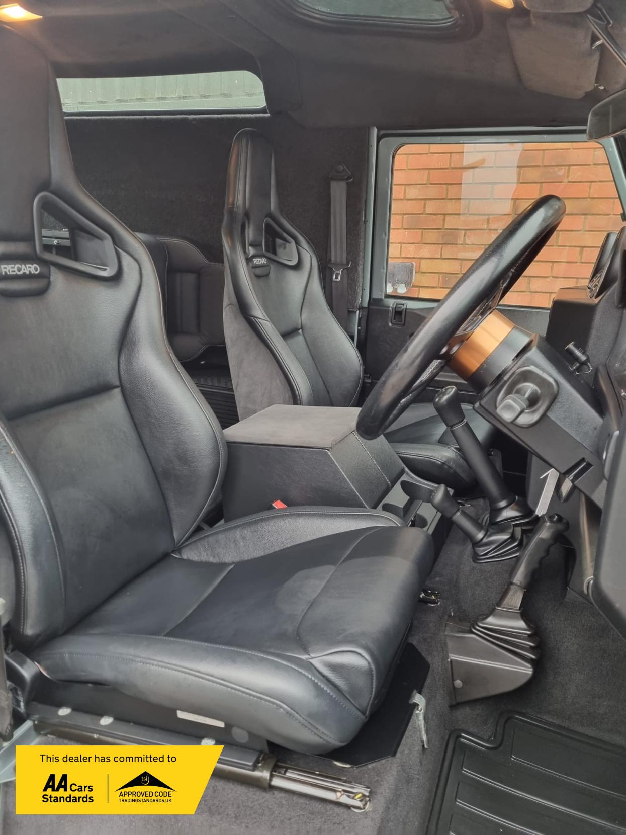 Land Rover Defender 90 2.2 TDCi XS Hard Top 3dr Diesel Manual 4WD Euro 5 (122 ps)