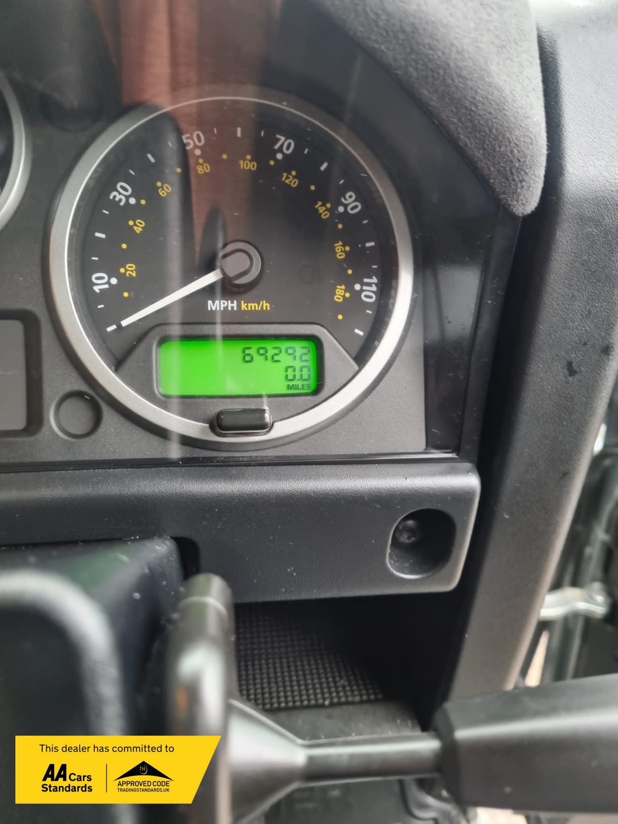 Land Rover Defender 90 2.2 TDCi XS Hard Top 3dr Diesel Manual 4WD Euro 5 (122 ps)