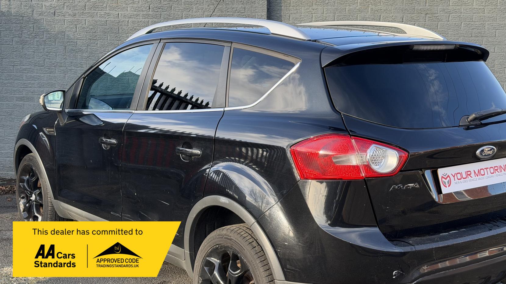 Ford Kuga 2.0 TDCi Titanium SUV 5dr Diesel Manual 2WD Euro 4 (136 ps)