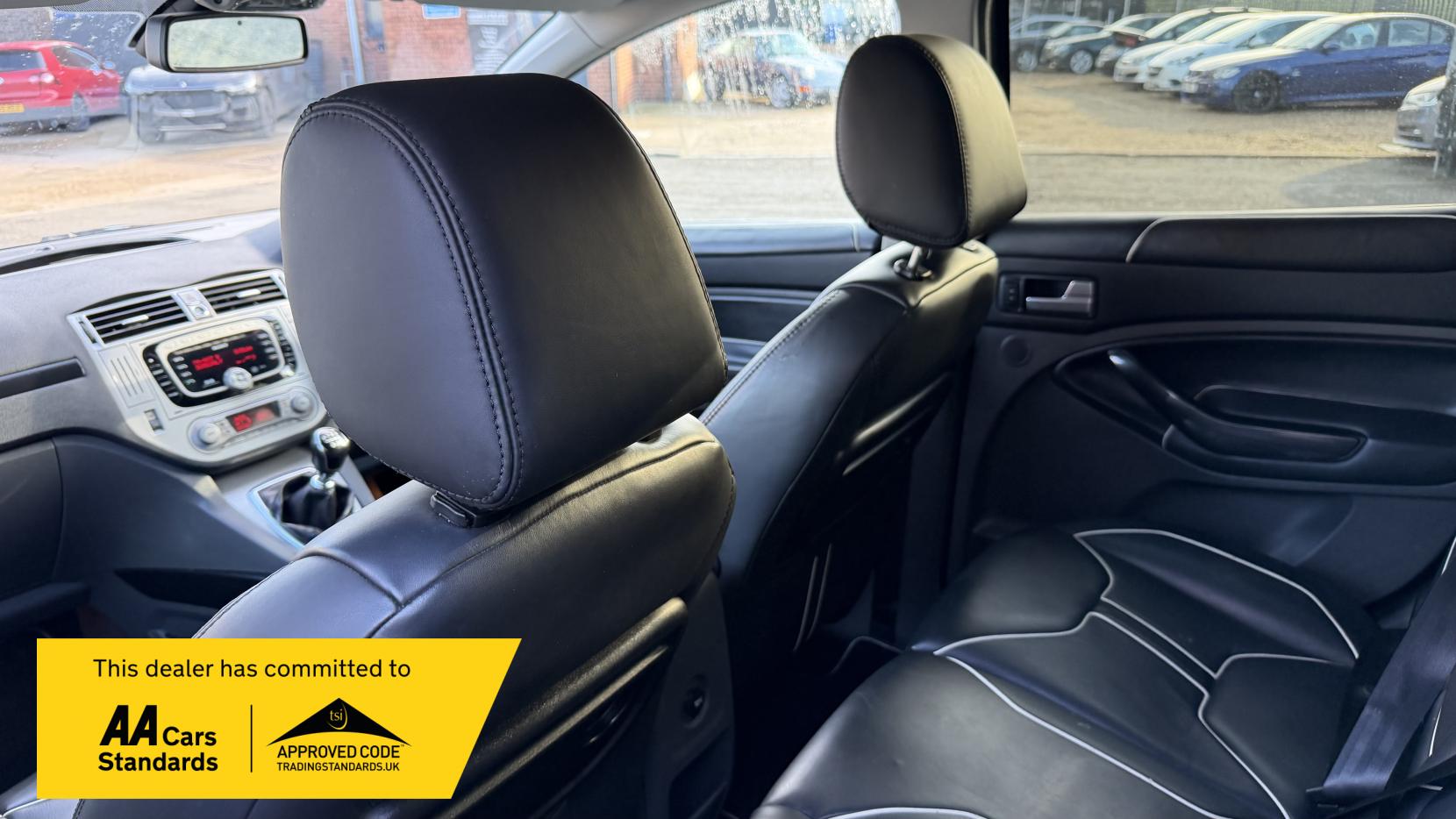 Ford Kuga 2.0 TDCi Titanium SUV 5dr Diesel Manual 2WD Euro 4 (136 ps)