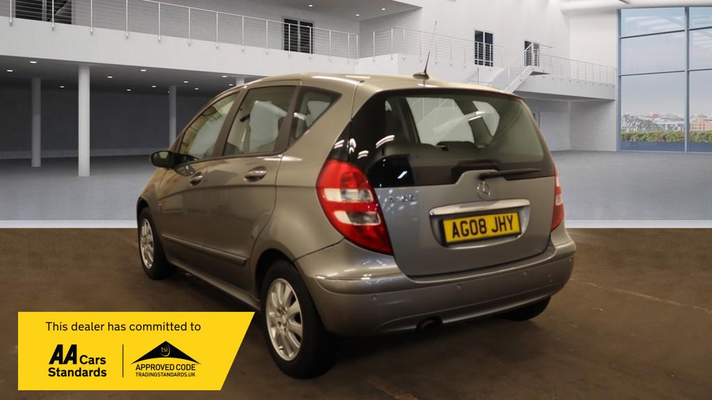 Mercedes-Benz A Class 1.5 A150 Elegance SE Hatchback 5dr Petrol CVT (157 g/km, 95 bhp)