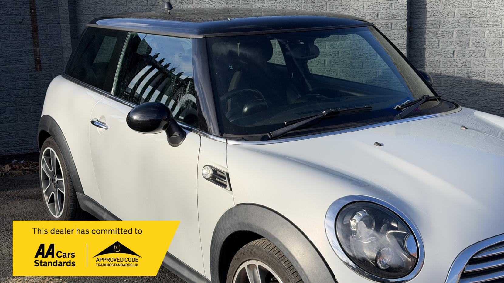 MINI Hatch 1.6 Cooper Soho Hatchback 3dr Petrol Manual Euro 5 (s/s) (122 ps)