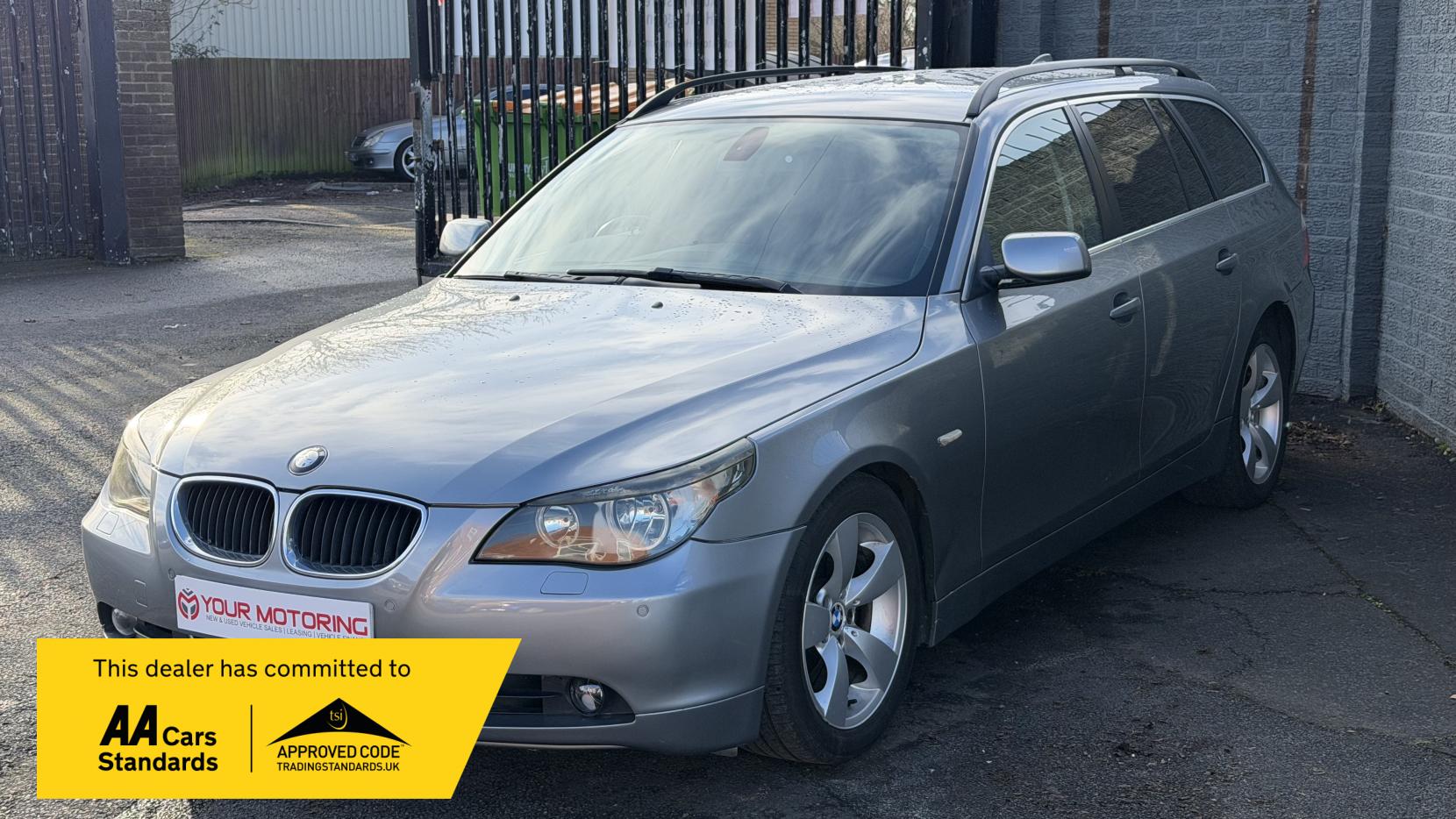 BMW 5 Series 2.5 525d SE Touring 5dr Diesel Auto Euro 4 (177 ps)