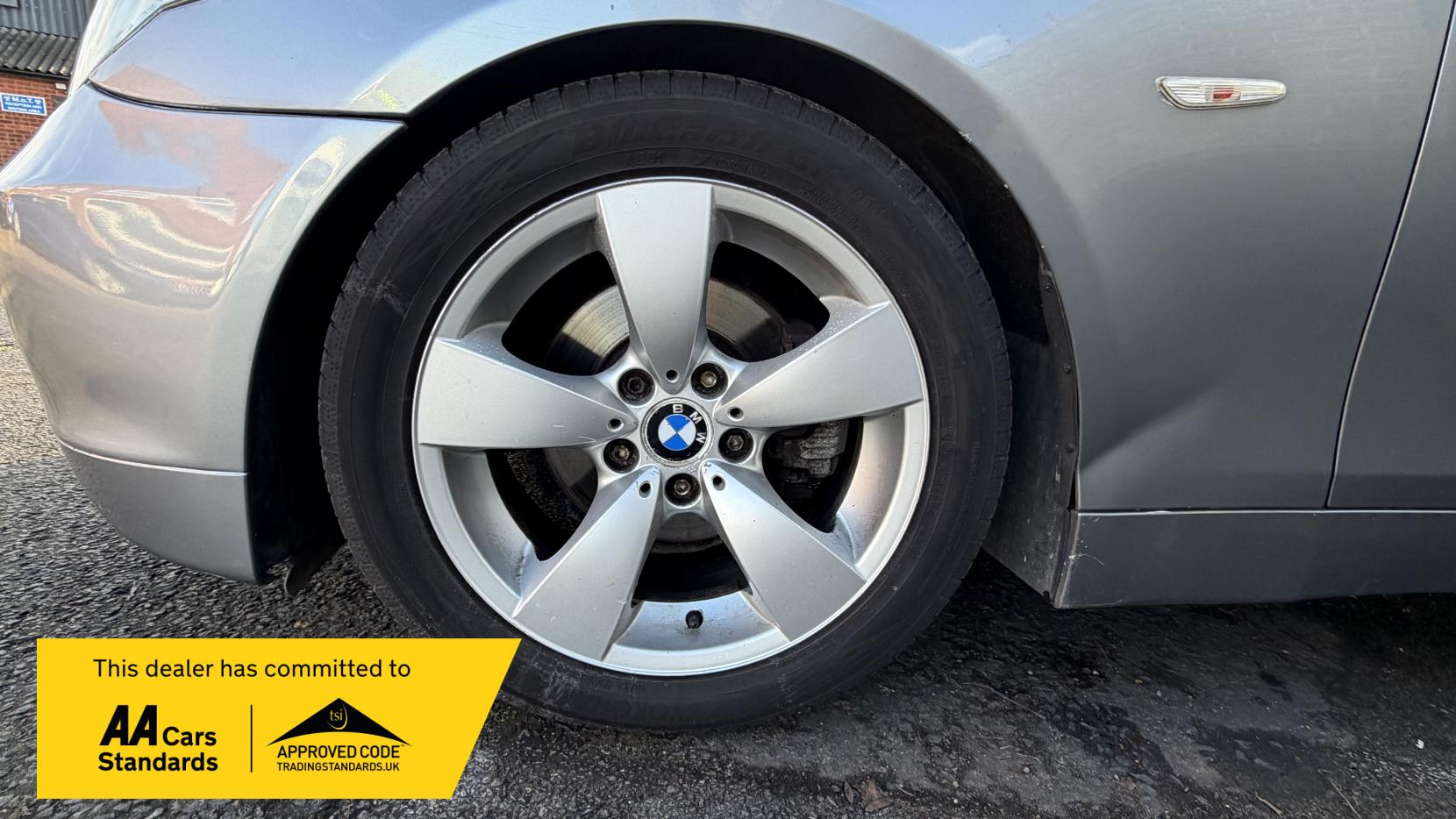 BMW 5 Series 2.5 525d SE Touring 5dr Diesel Auto Euro 4 (177 ps)