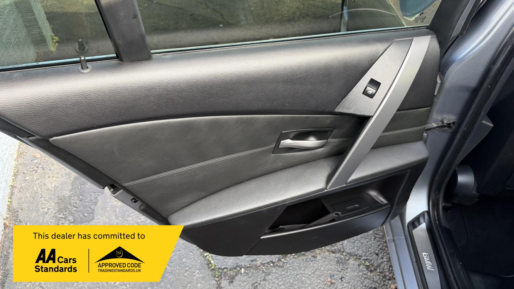 BMW 5 Series 2.5 525d SE Touring 5dr Diesel Auto Euro 4 (177 ps)