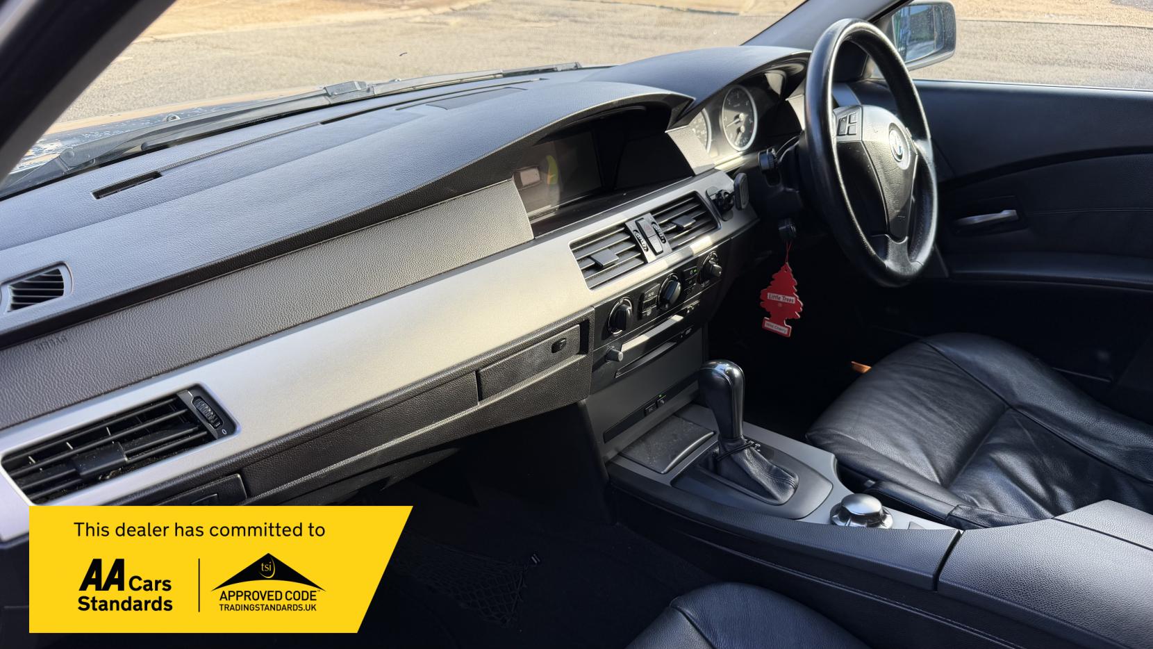 BMW 5 Series 2.5 525d SE Touring 5dr Diesel Auto Euro 4 (177 ps)