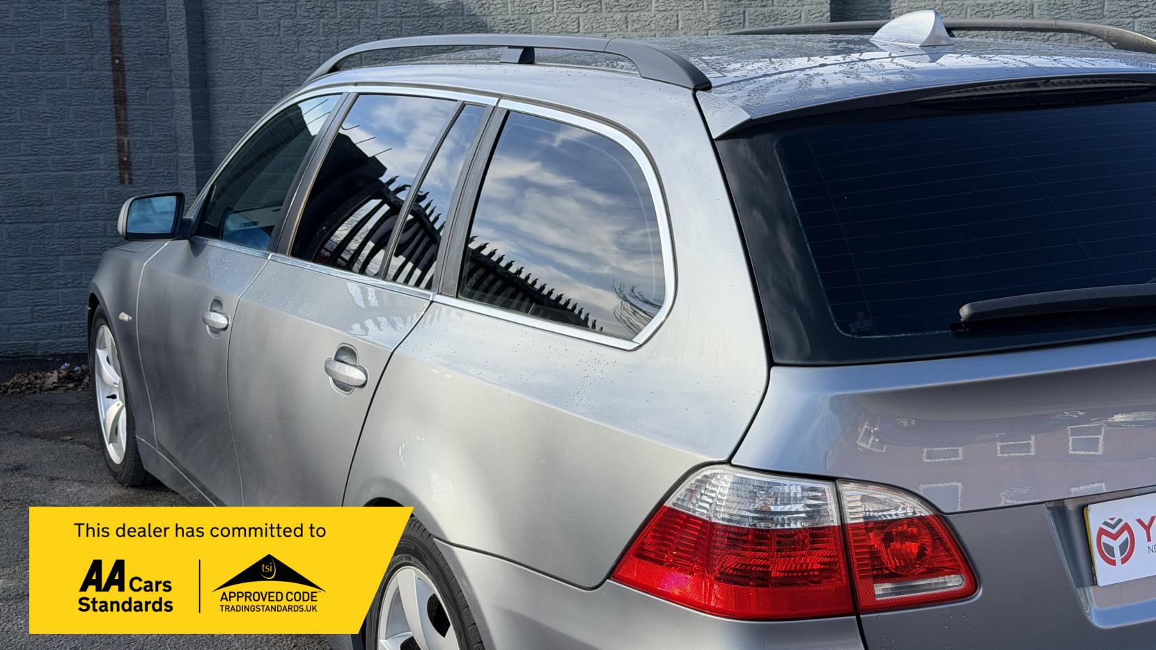 BMW 5 Series 2.5 525d SE Touring 5dr Diesel Auto Euro 4 (177 ps)