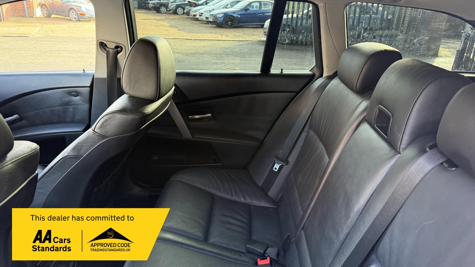 BMW 5 Series 2.5 525d SE Touring 5dr Diesel Auto Euro 4 (177 ps)