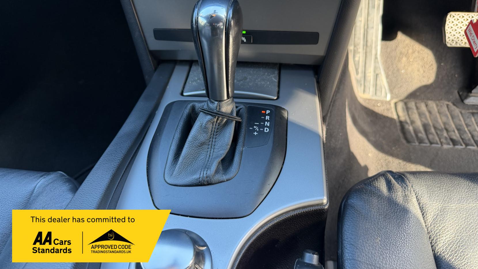 BMW 5 Series 2.5 525d SE Touring 5dr Diesel Auto Euro 4 (177 ps)