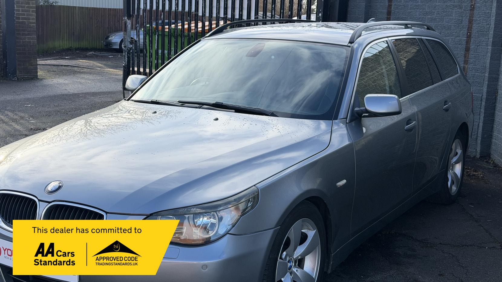 BMW 5 Series 2.5 525d SE Touring 5dr Diesel Auto Euro 4 (177 ps)