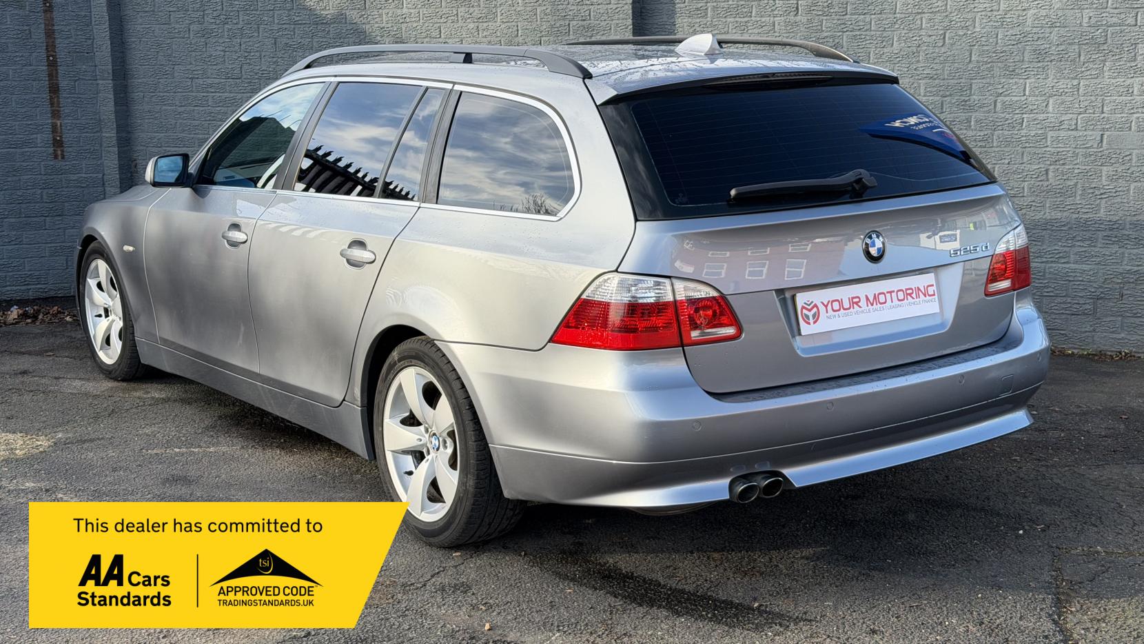 BMW 5 Series 2.5 525d SE Touring 5dr Diesel Auto Euro 4 (177 ps)