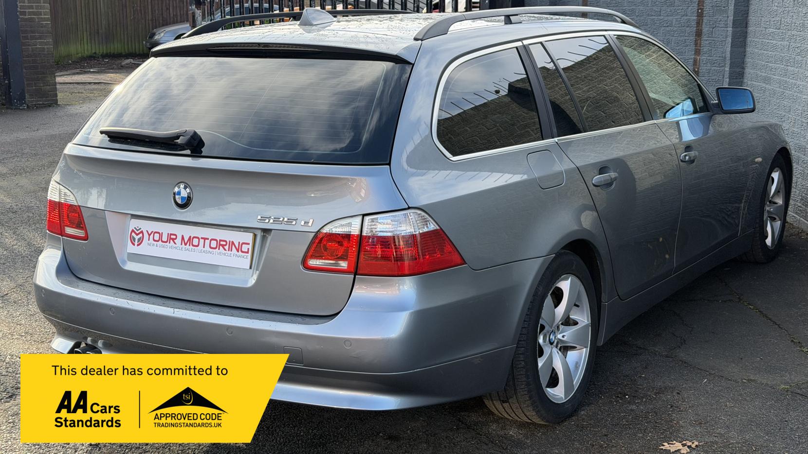 BMW 5 Series 2.5 525d SE Touring 5dr Diesel Auto Euro 4 (177 ps)