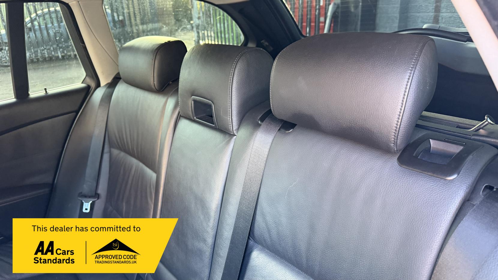 BMW 5 Series 2.5 525d SE Touring 5dr Diesel Auto Euro 4 (177 ps)