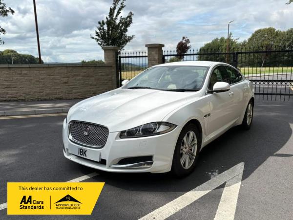 Jaguar XF 2.2d Luxury Saloon 4dr Diesel Auto Euro 5 (s/s) (163 ps)