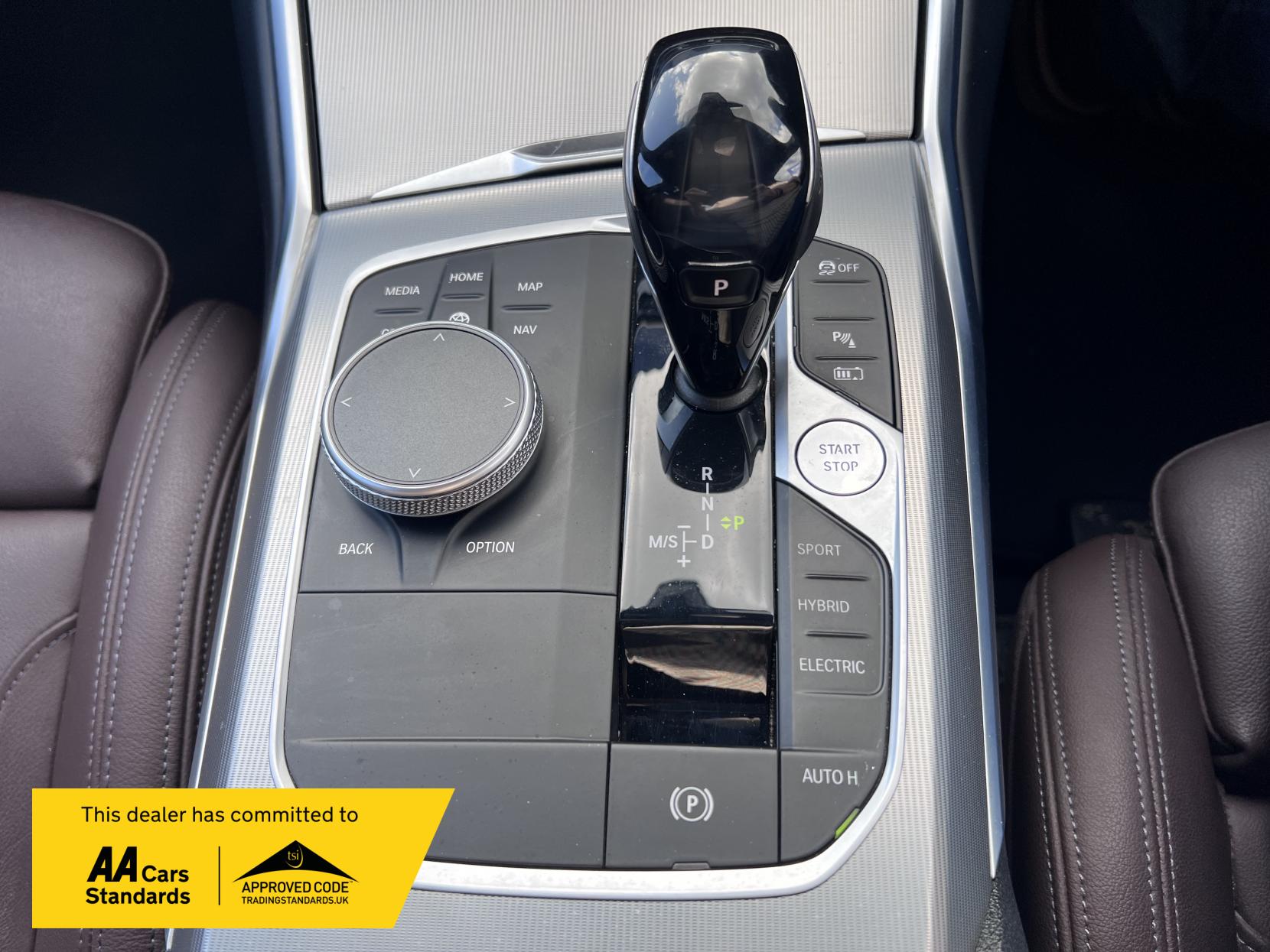 BMW 3 Series 2.0 330e 12kWh M Sport Saloon 4dr Petrol Plug-in Hybrid Auto Euro 6 (s/s) (292 ps)